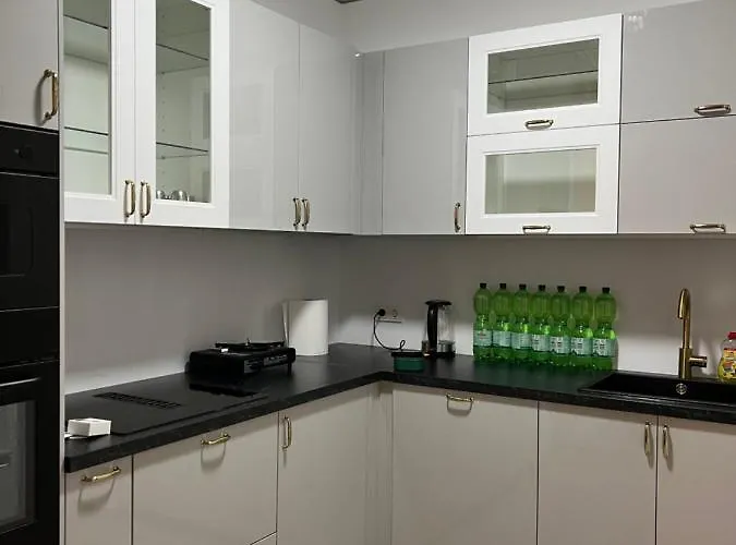 Apartamento Three Bedroom In Centre With A Grand Garden Fráncfort del Meno